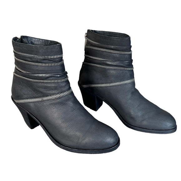 EILEEN FISHER Edgy Zip-Around Gunmetal Leather Boots - Picture 2 of 13